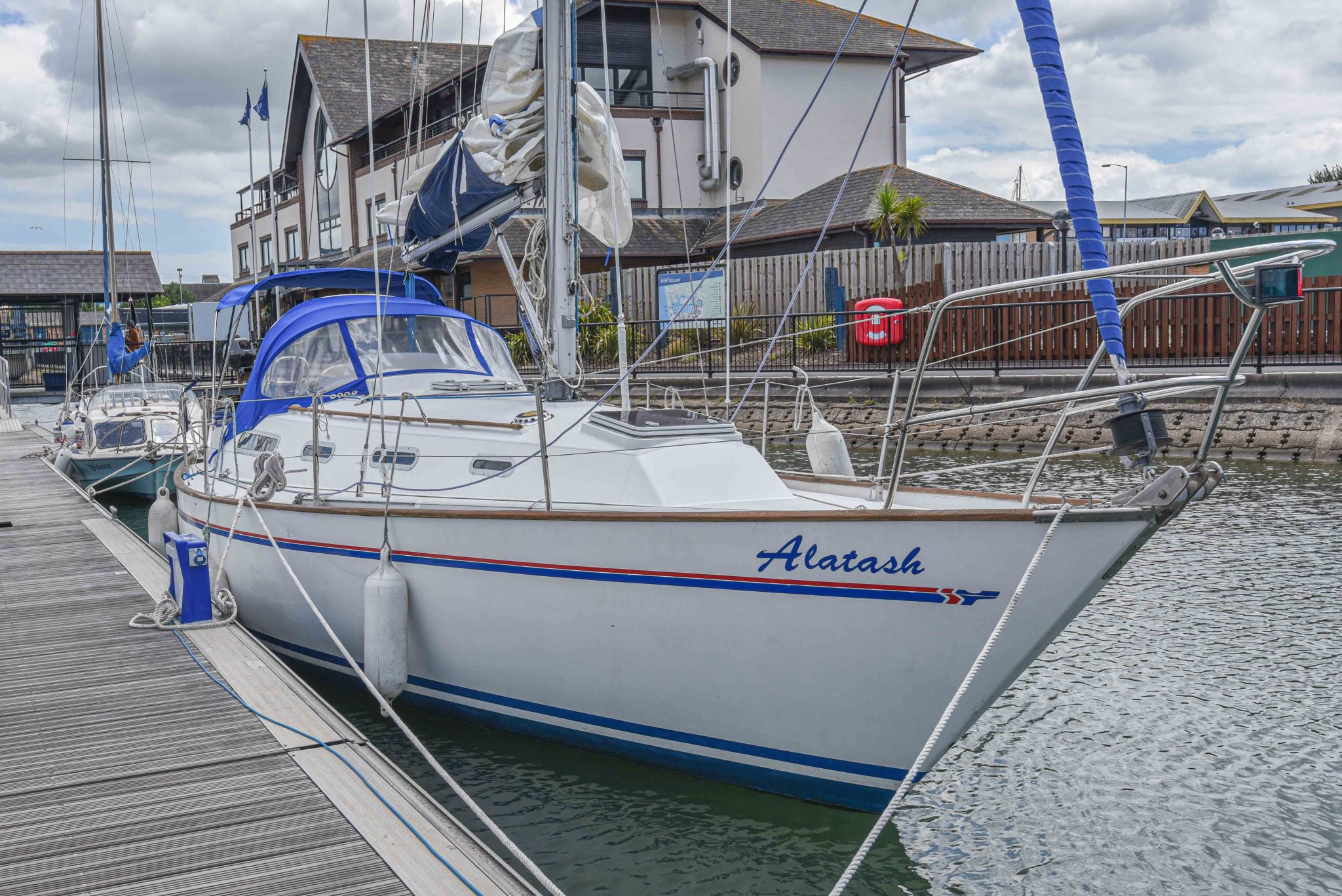 Sadler 34 Sailing Boat Brokerage Hamble Smaller-40