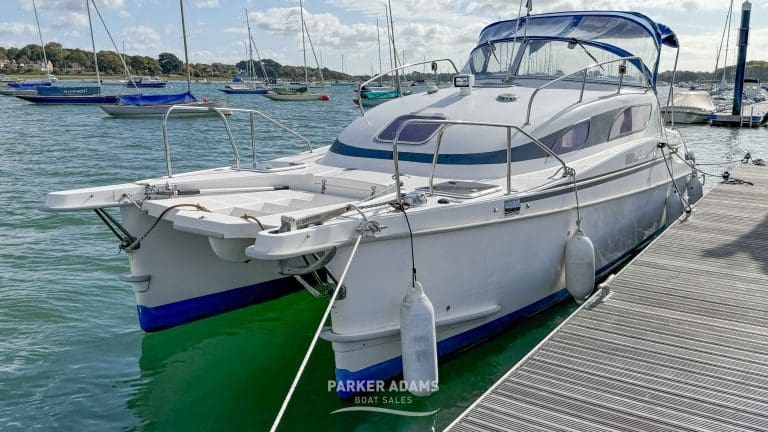 2004 &ndash; MC30 Motorcat with Twin Yamaha 60hp Outboards