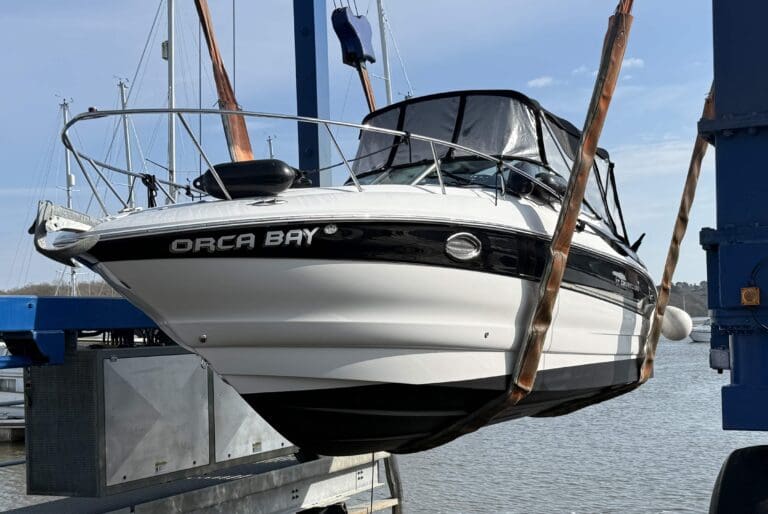 2008 &ndash; Crownline 250 CR with a MerCruiser 5.7L engine