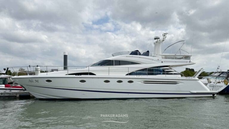 2002 &ndash; Fairline Squadron 58 With Twin Volvo Penta D12 -700 engines