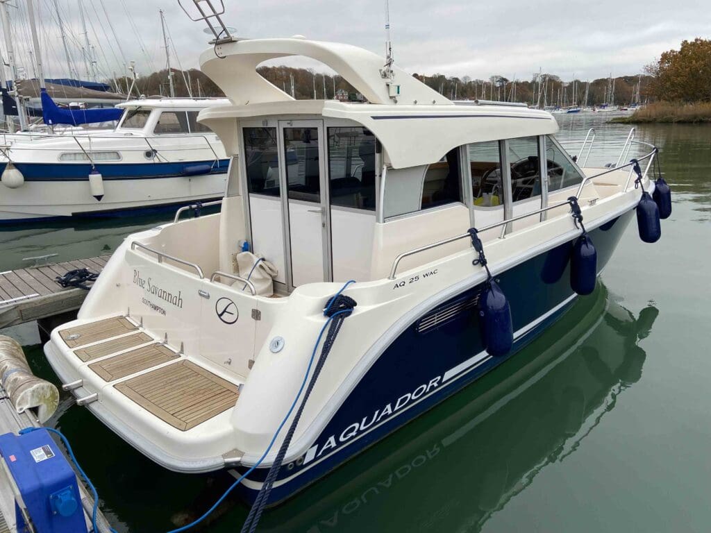 2001 – Aquador 25C With a Volvo Penta KAD32 Engine