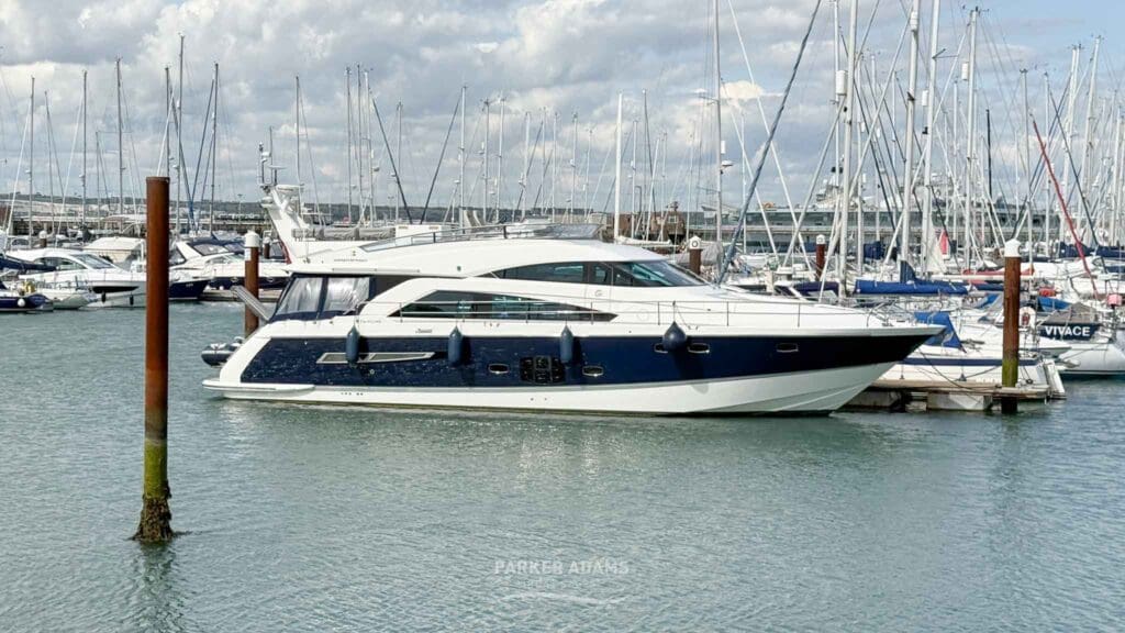 2009 – Fairline Squadron 55 with Twin Volvo Penta D12 – 800 engines