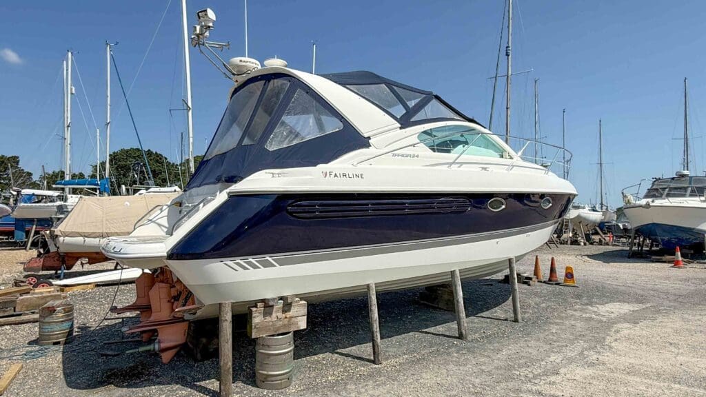1999 – Fairline Targa 34 with Twin Volvo Penta KAD44 engines