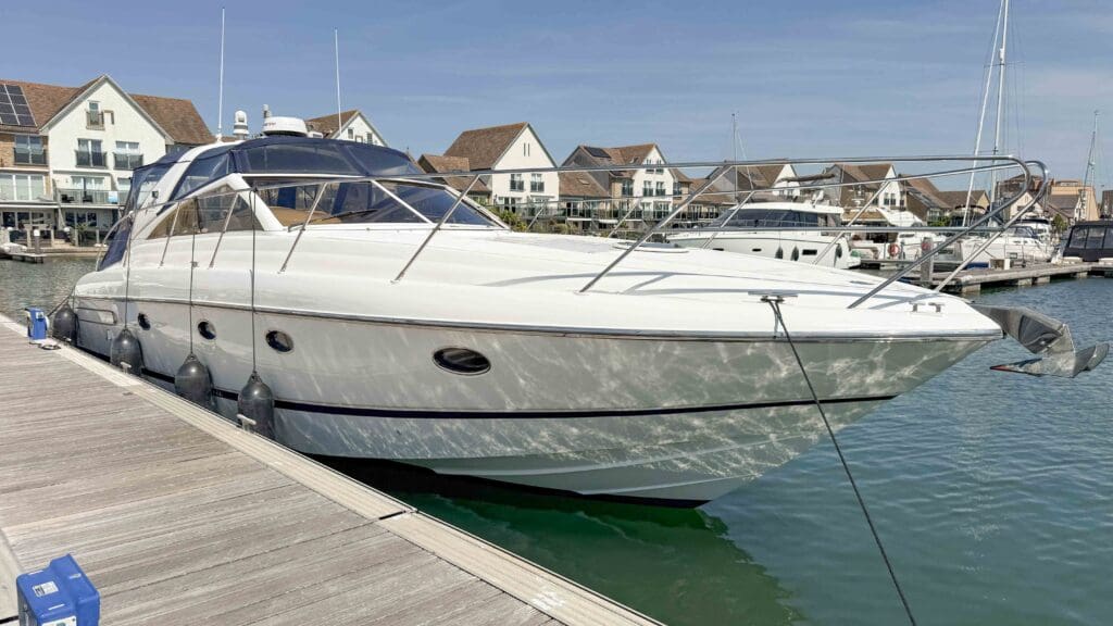 2002 – Princess V42 with many upgrades and Volvo Penta KAD300’s